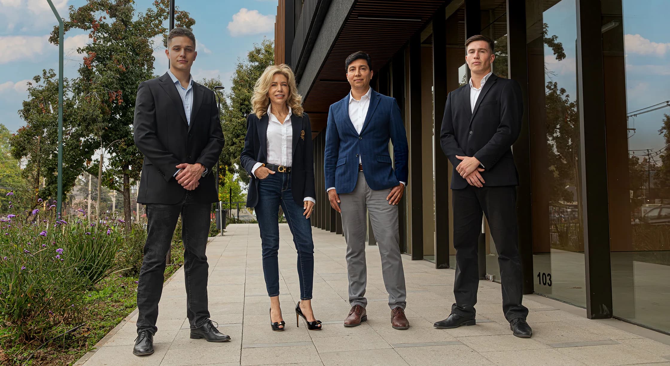El equipo de Budnik Propiedades